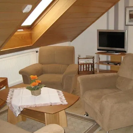 Apartment Ferienwohnung In Der Vulkaneifel Ulmen