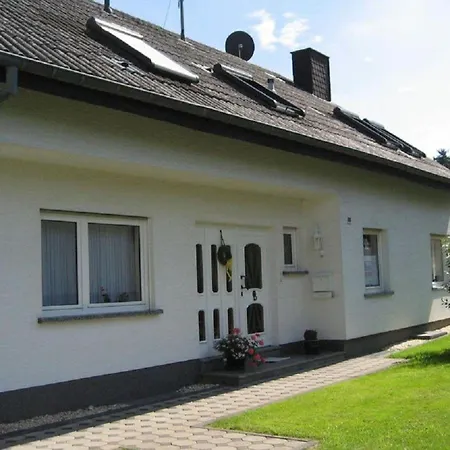 Ferienwohnung In Der Vulkaneifel * Ulmen